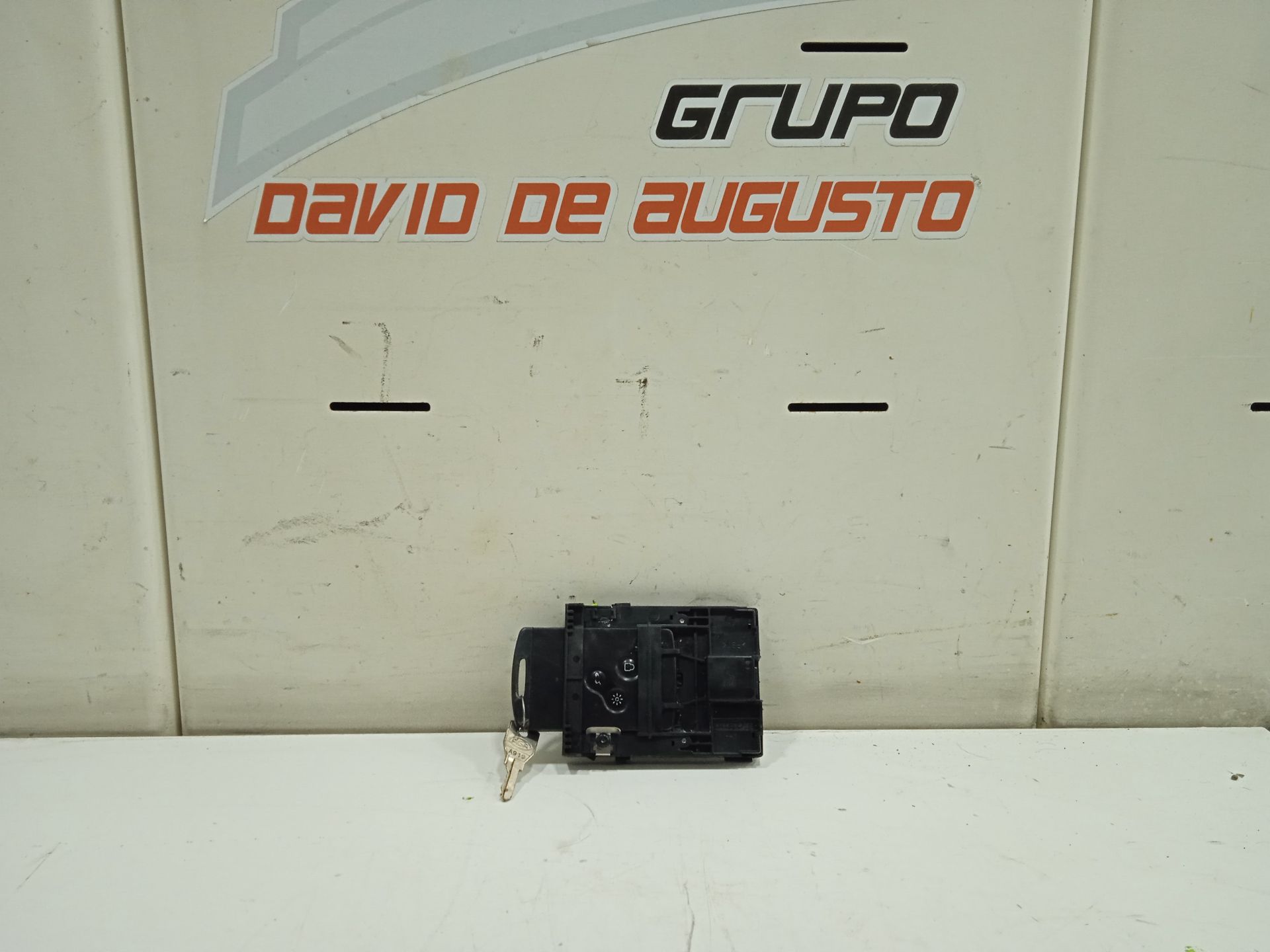 Conmutador de arranque renault  no identificado