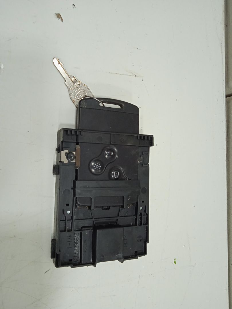 Conmutador de arranque renault  no identificado