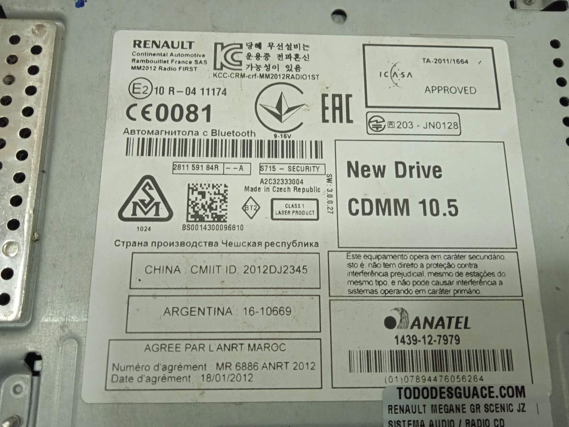 Sistema audio / radio cd renault  no identificado
