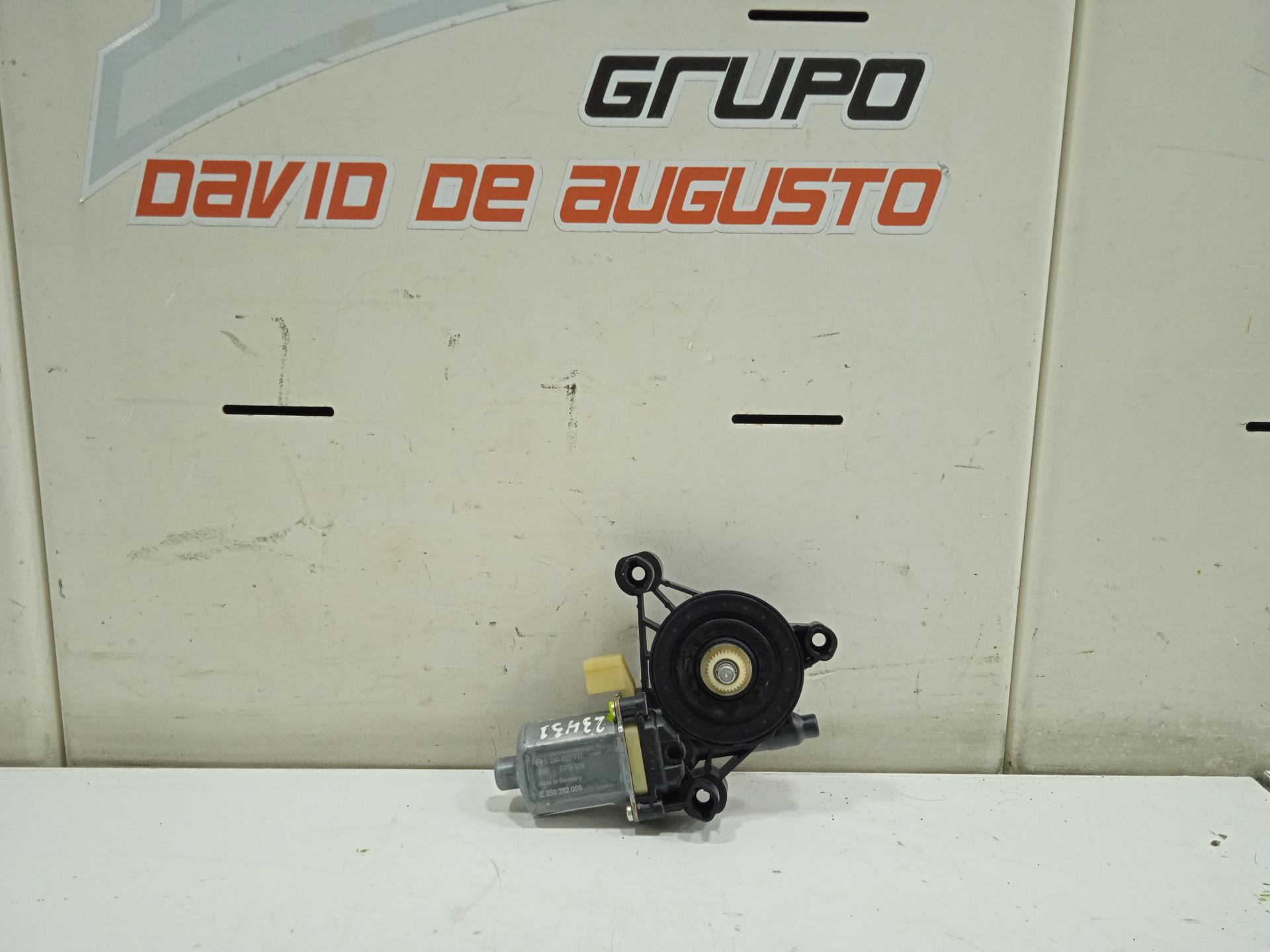 Mando elevalunas delantero izquierdo seat leon (5f1) reference