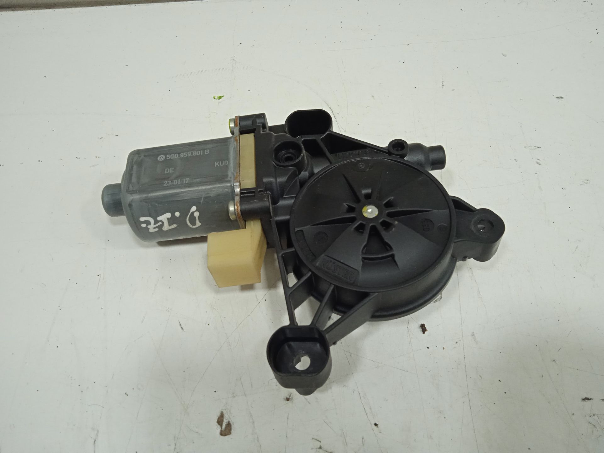 Mando elevalunas delantero izquierdo seat leon (5f1) reference