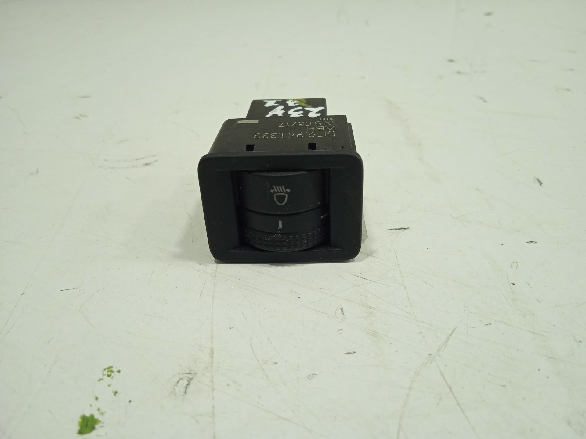 Mando regulacion faros seat leon (5f1) reference