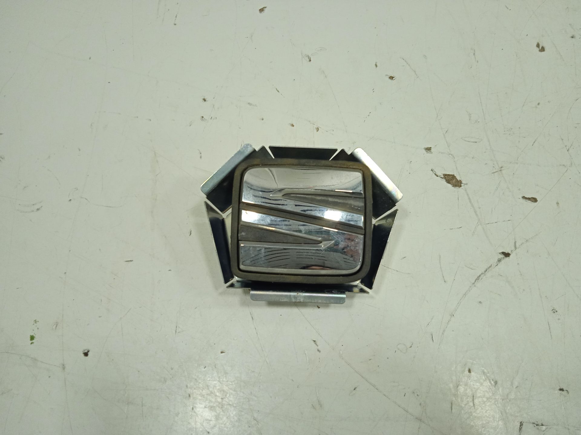 Maneta exterior maletero / porton seat leon (5f1) reference