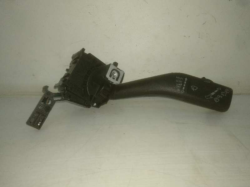  mando limpia   volkswagen golf vi (5k1) advance 2.0 tdi