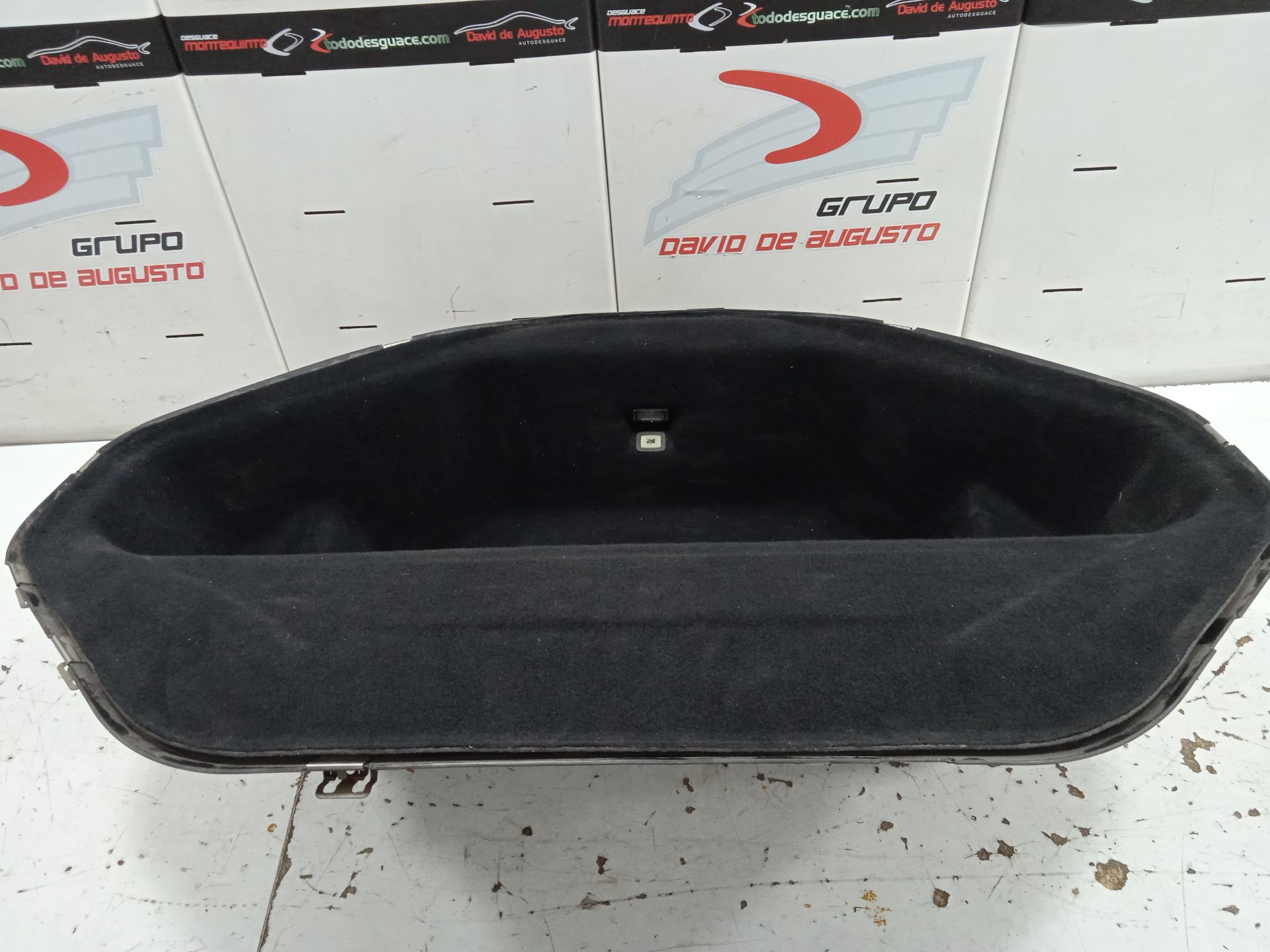 No identificado tesla model s basis