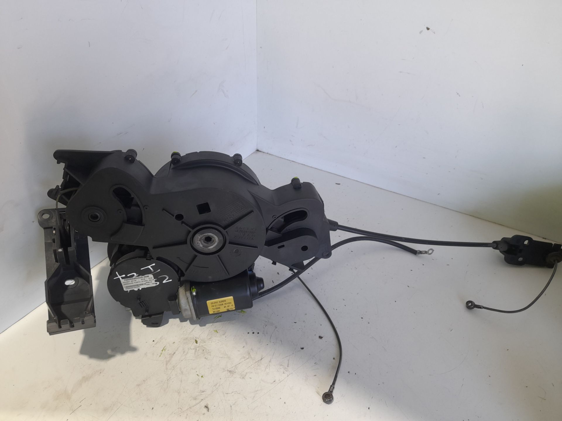 Cerradura puerta lateral izquierda peugeot 807 sv