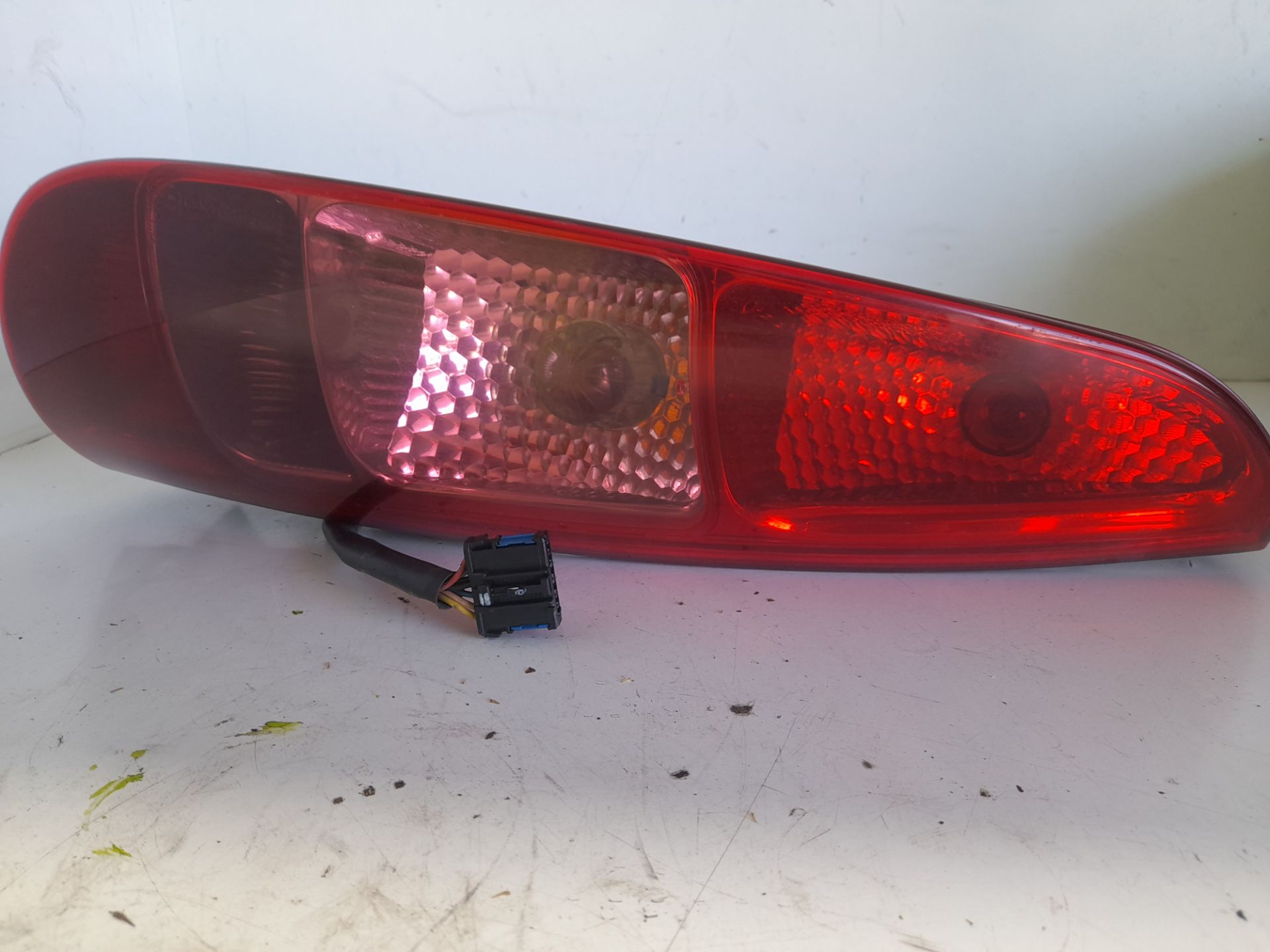 Piloto trasero derecho peugeot 807 sv