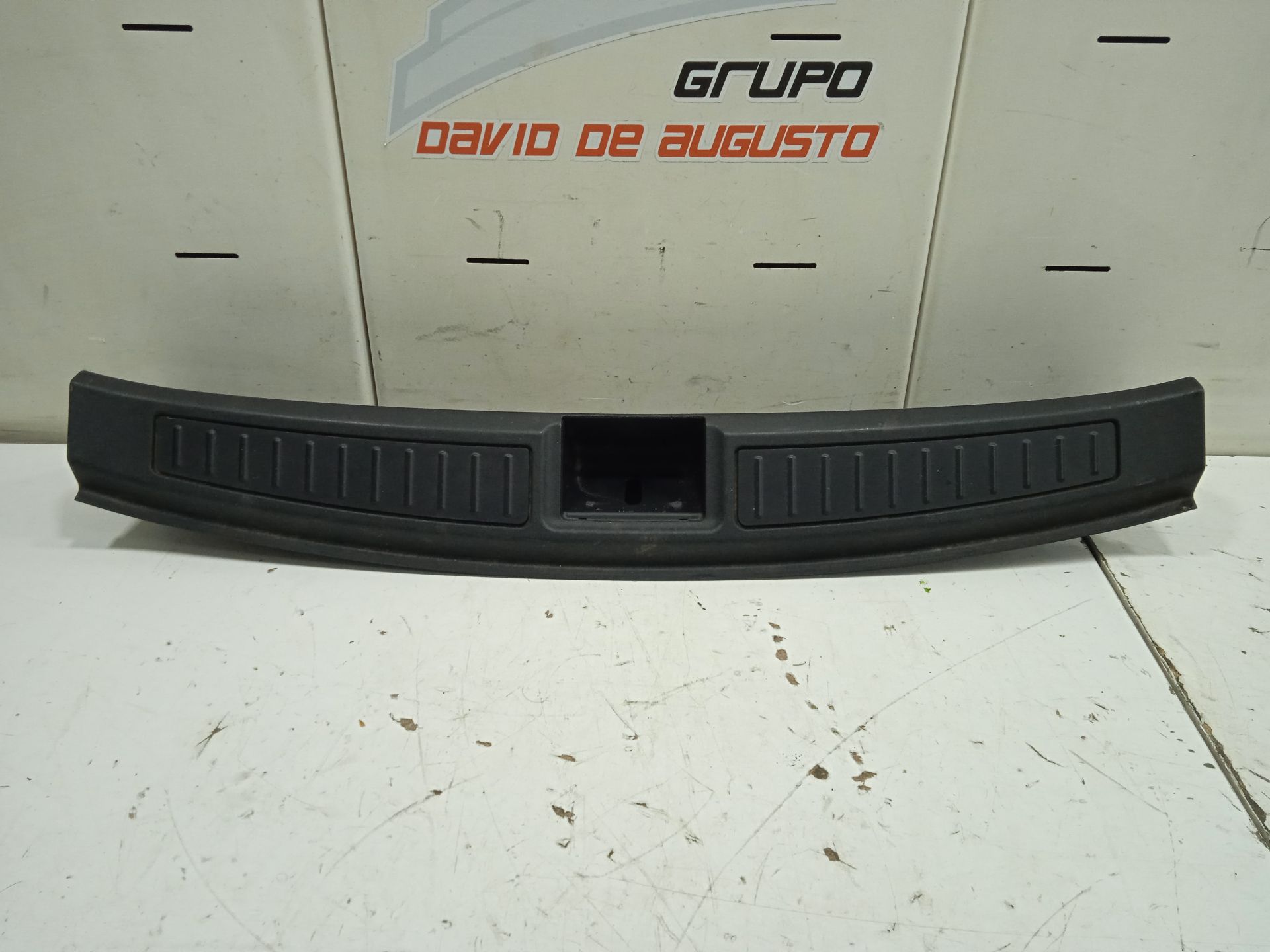 No identificado tesla model s basis