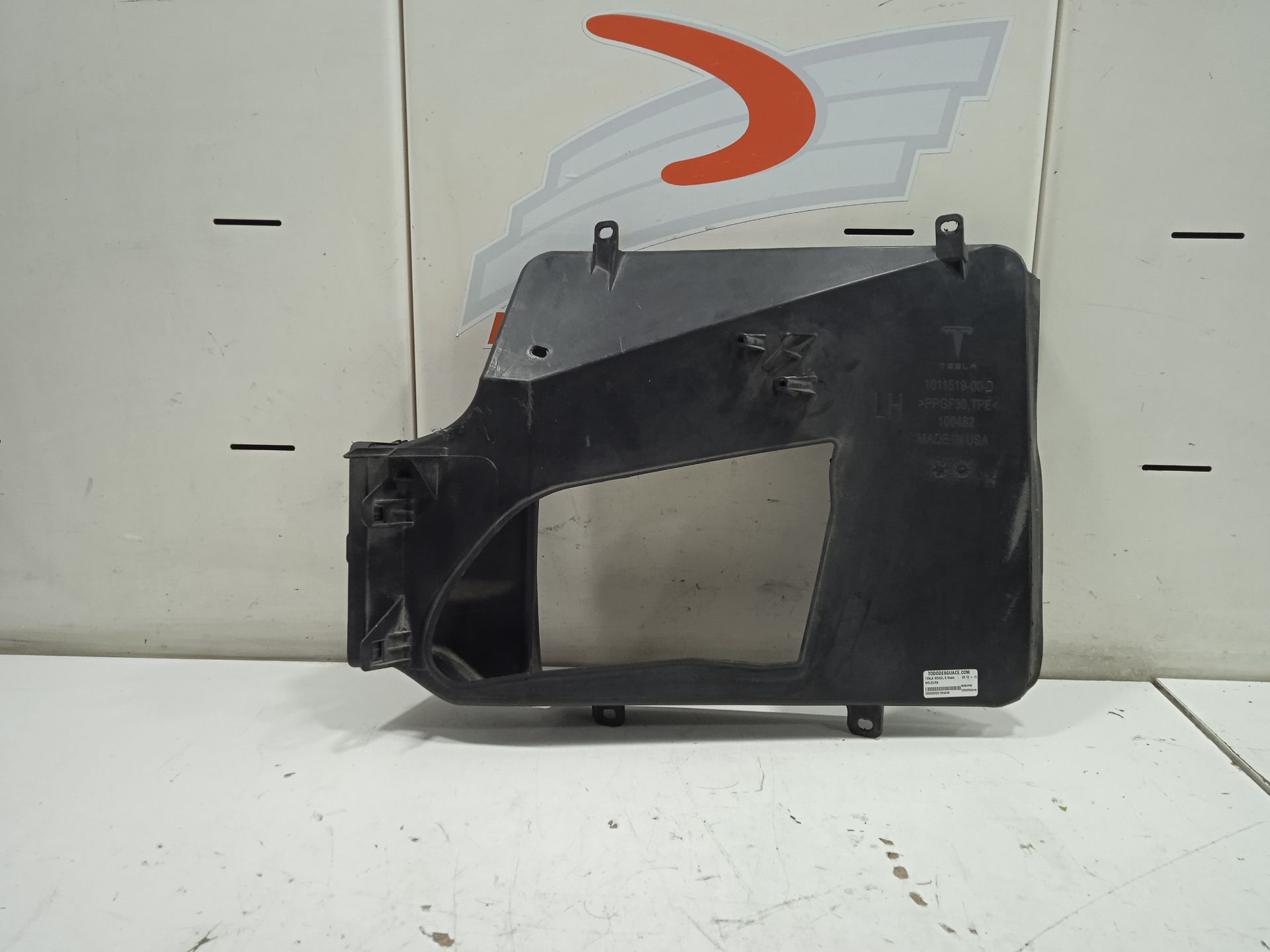 No identificado tesla model s basis