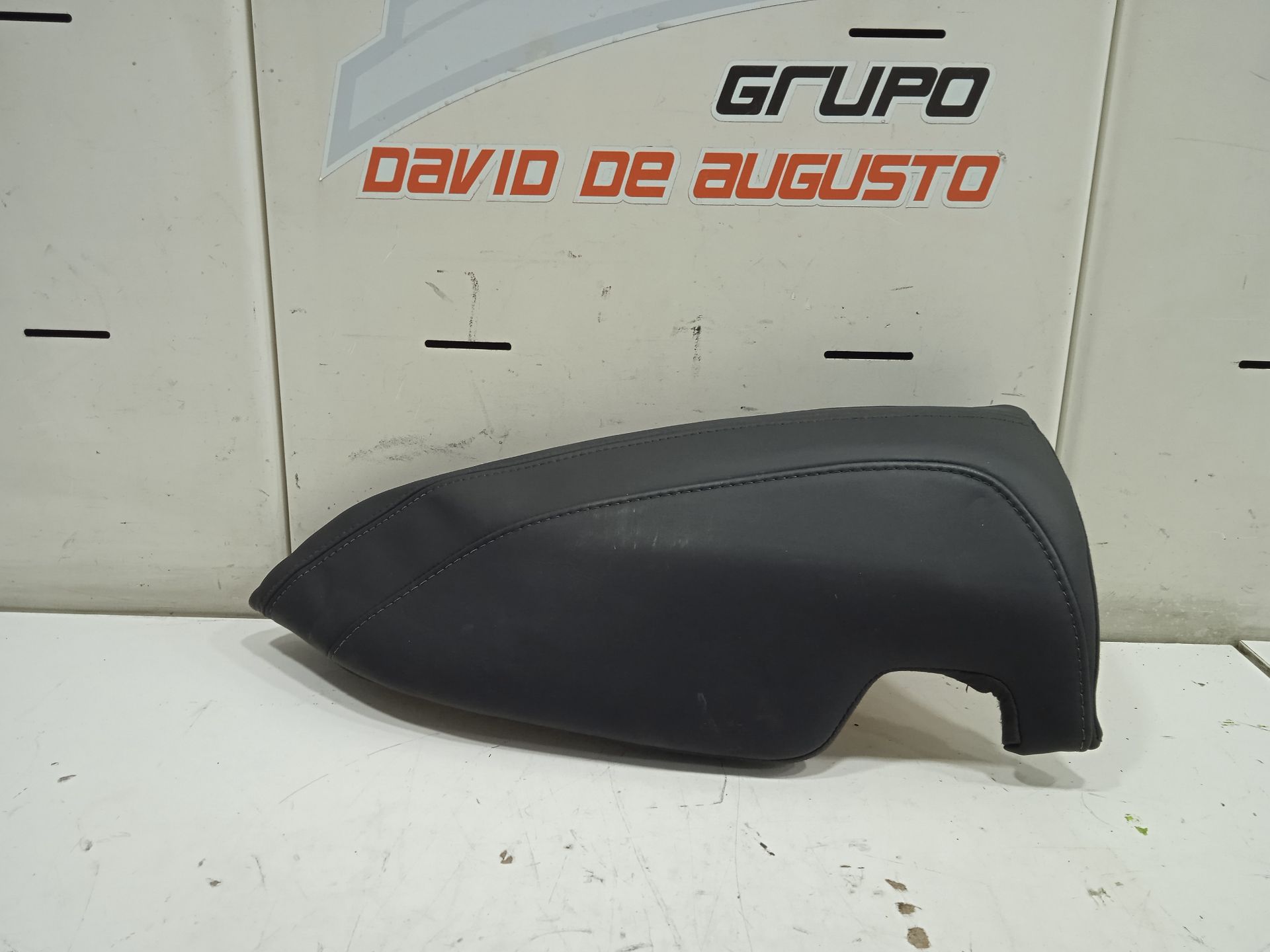 No identificado tesla model s basis