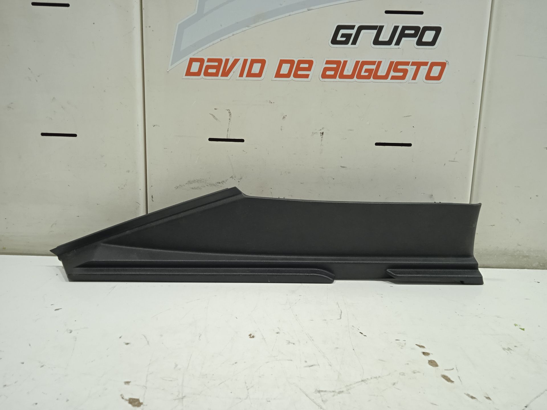 No identificado tesla model s basis