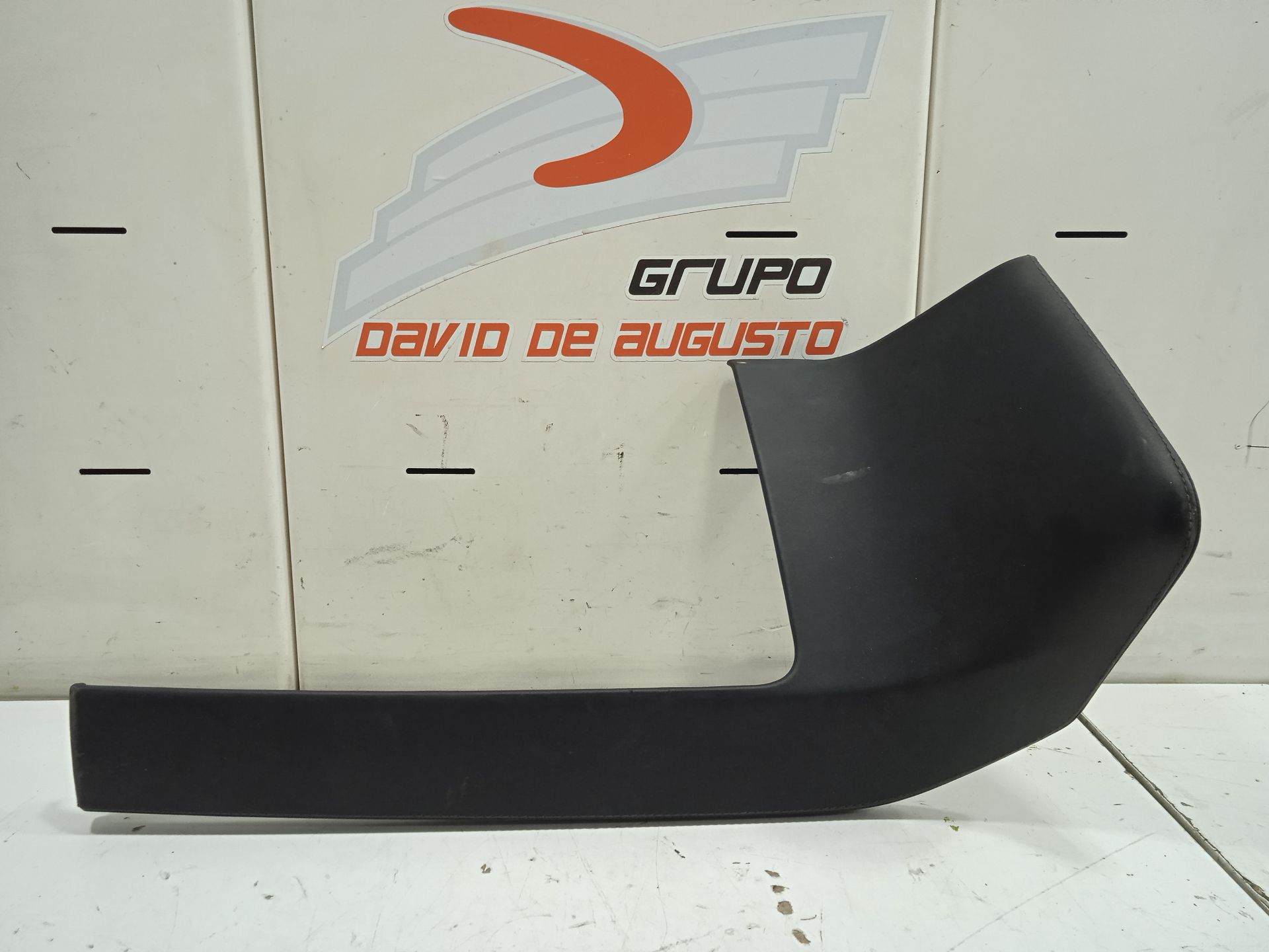 No identificado tesla model s basis