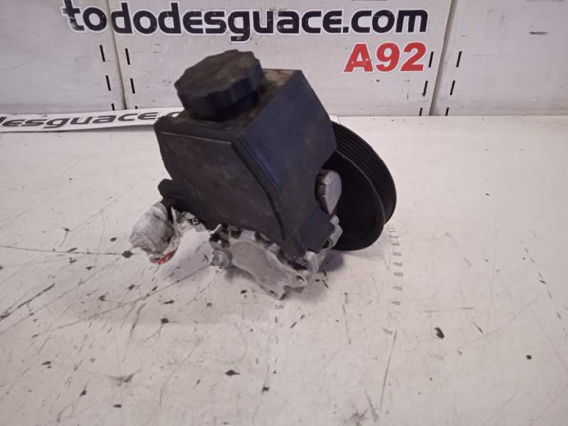 Bomba direccion mercedes-benz clase c (bm 202) berlina 200 cdi (202.134)