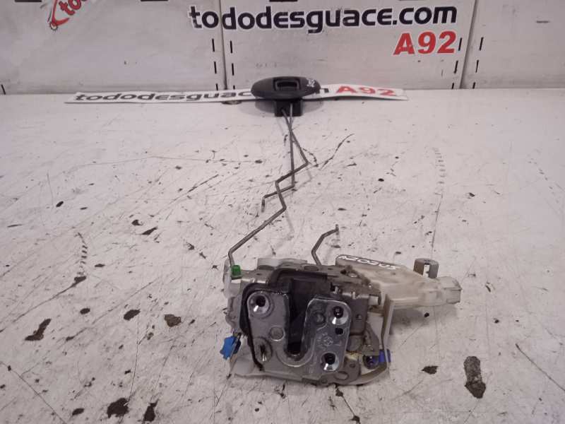 Cerradura puerta delantera izquierda nissan cabstar cabstar 28.xx cabina simple ca