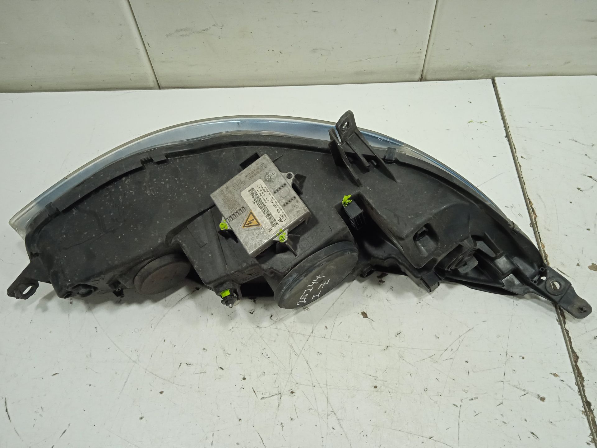 Faro izquierdo peugeot 407 sport