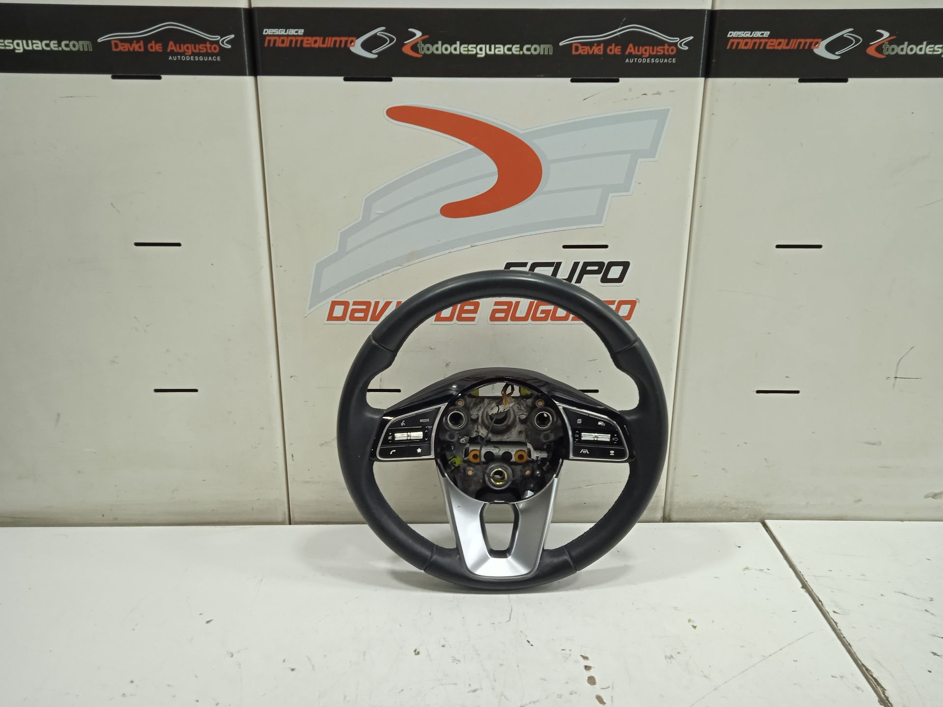 Volante kia xceed tech