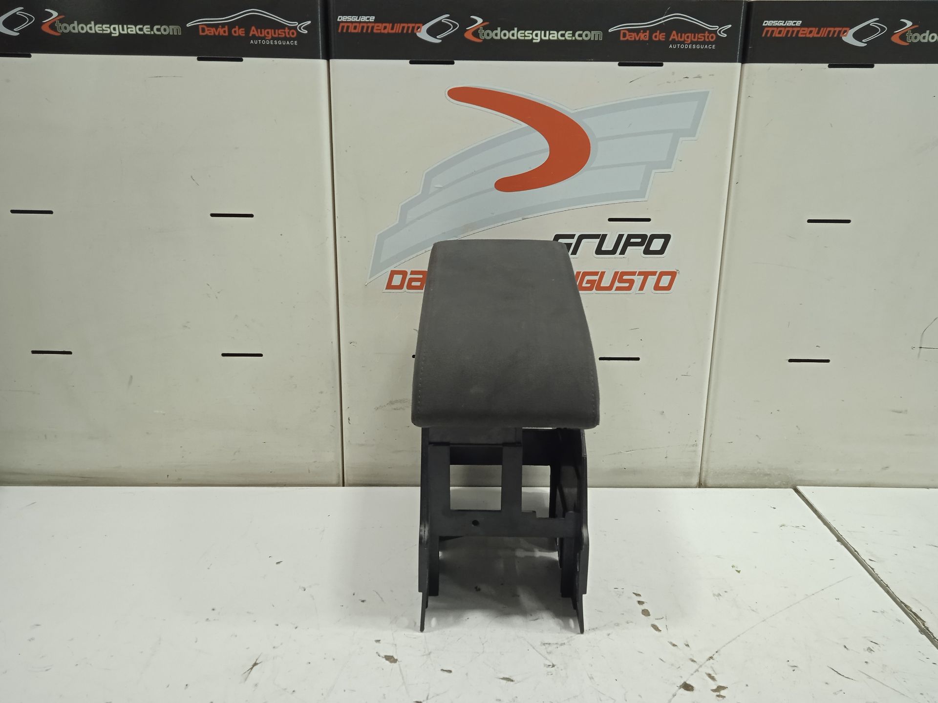 Apoyabrazos central volkswagen touran (1t2) advance