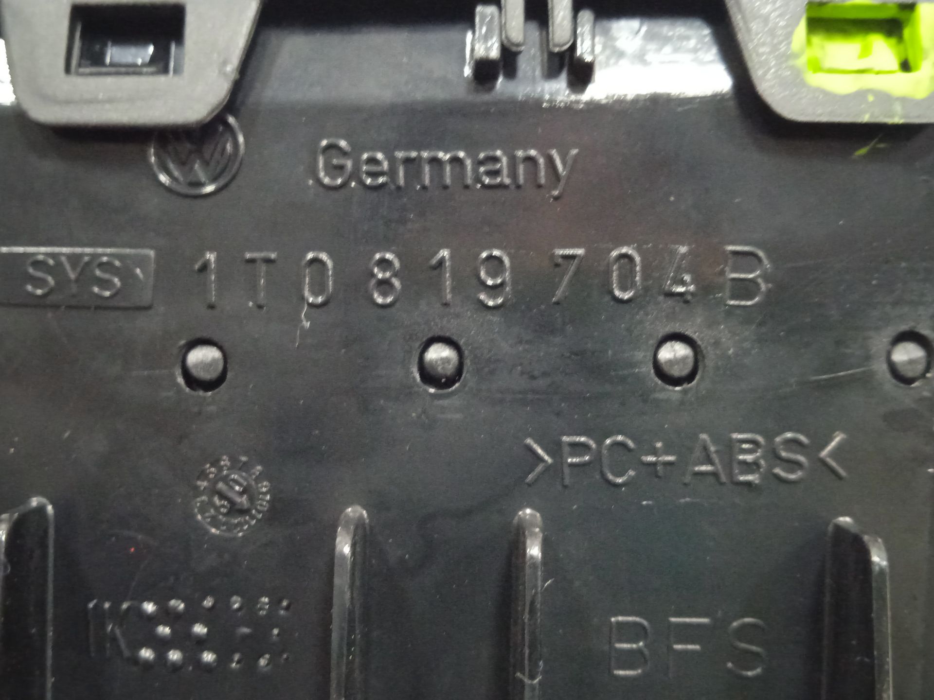 No identificado volkswagen touran (1t2) advance