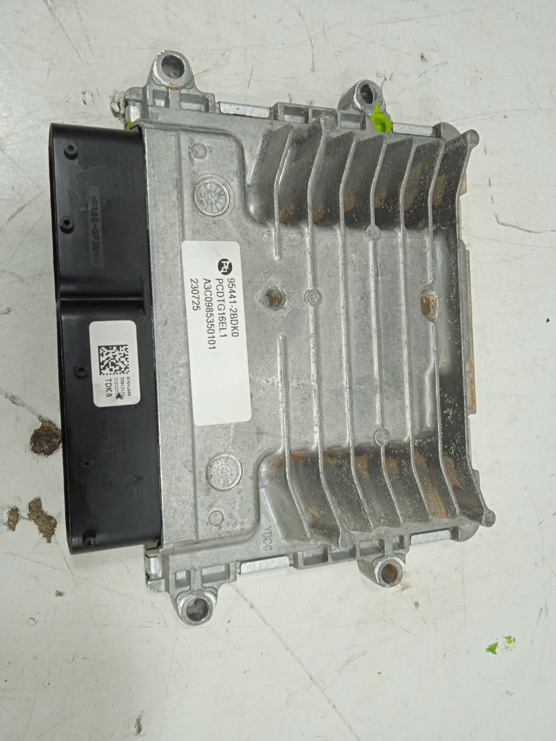 Centralita motor uce kia xceed tech
