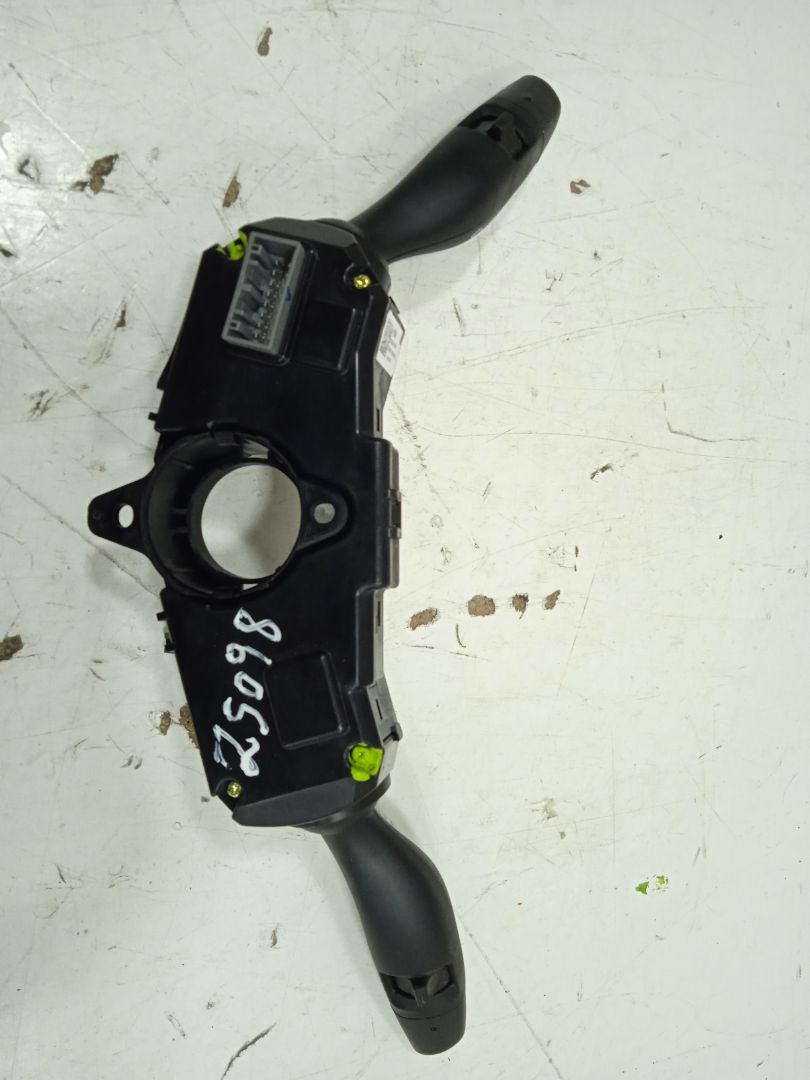 Mando multifuncion kia xceed tech
