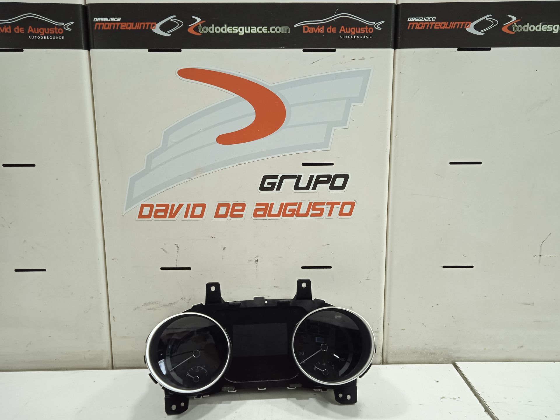 Cuadro instrumentos kia xceed tech