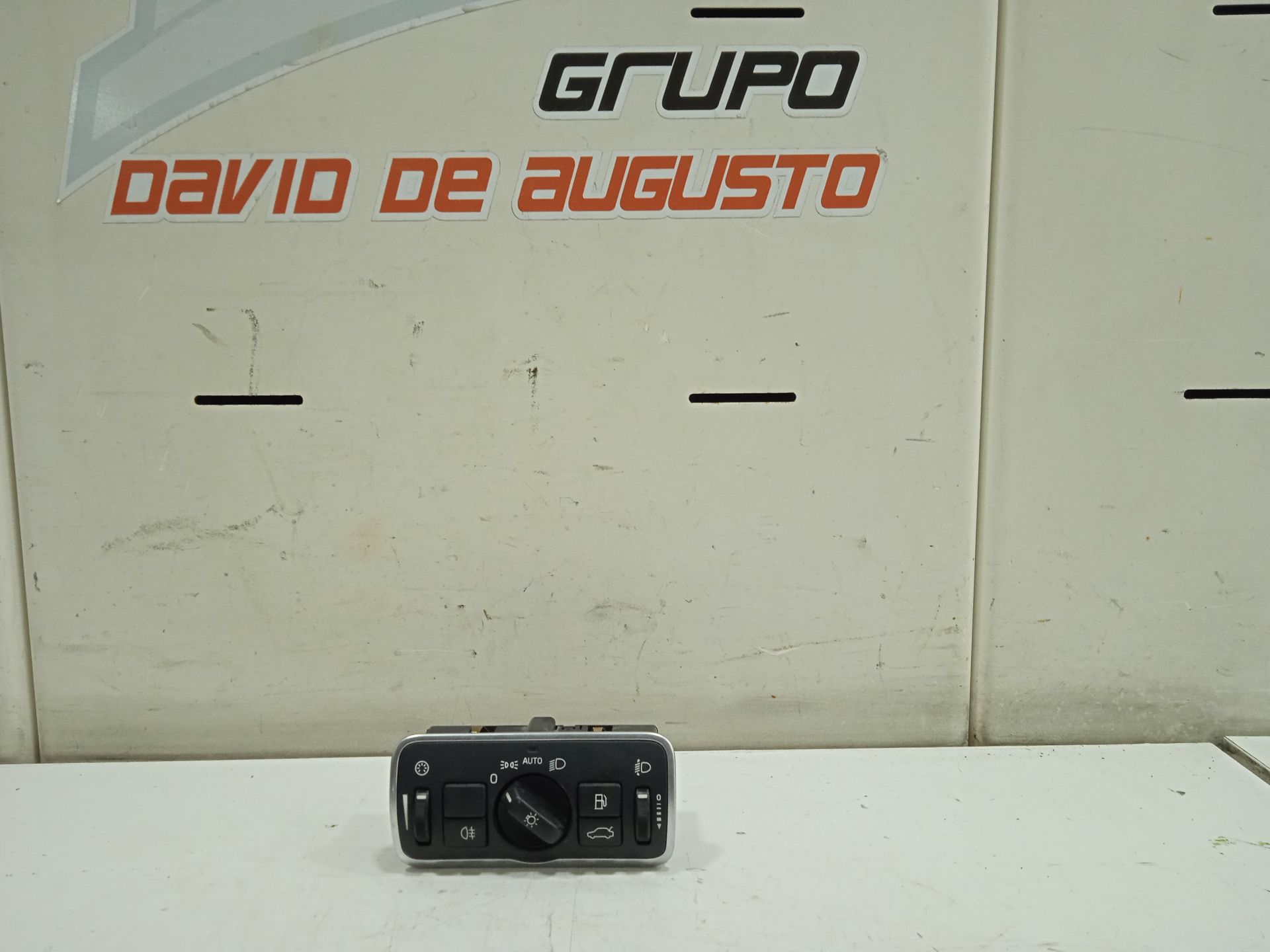 Mando luces volvo xc60 momentum awd