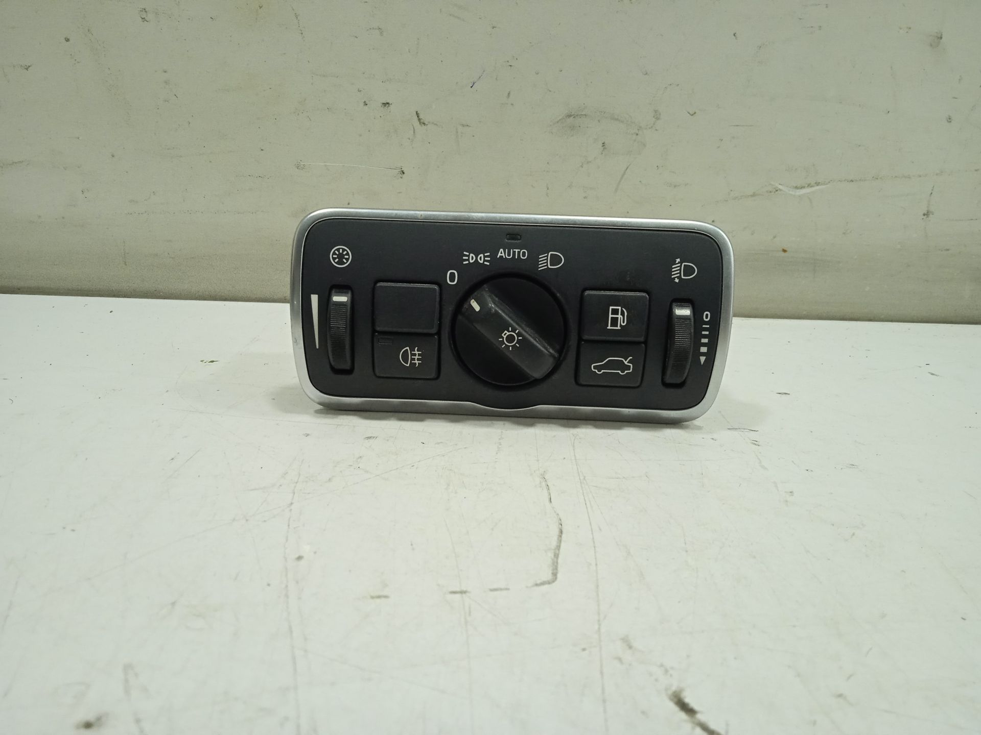 Mando luces volvo xc60 momentum awd