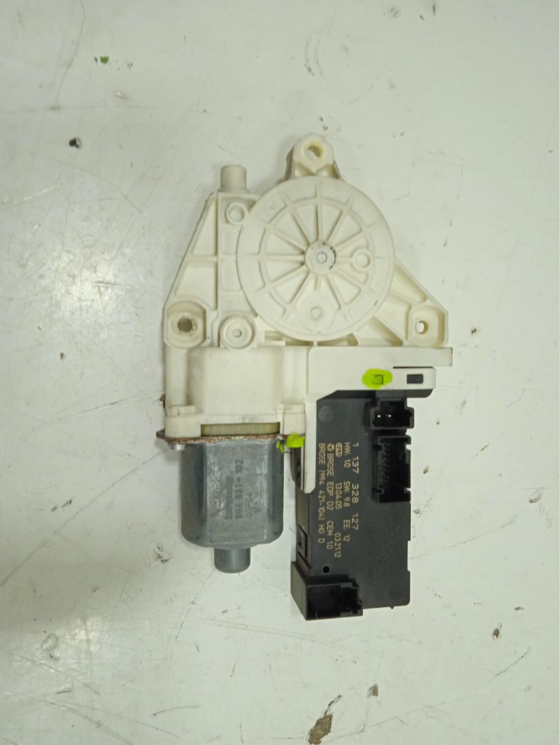 Motor elevalunas delantero derecho peugeot 407 sport
