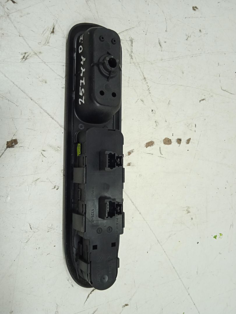 Mando elevalunas delantero izquierdo peugeot 407 sport