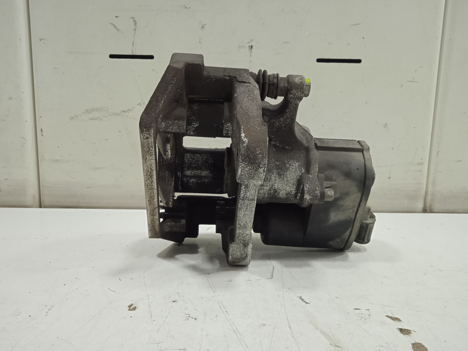 Pinza de freno trasera izquierda volvo xc60 momentum awd