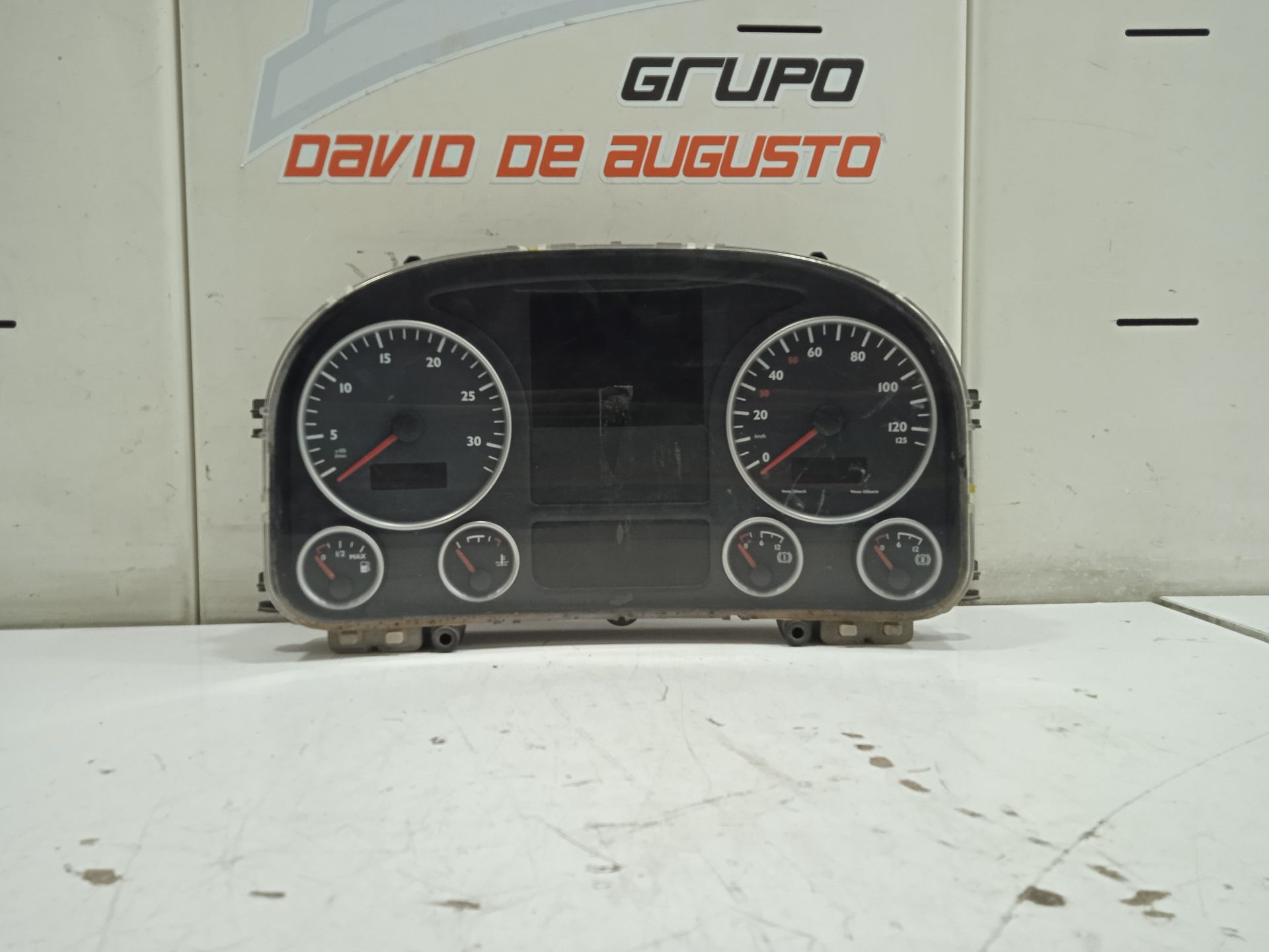Cuadro instrumentos   no identificado