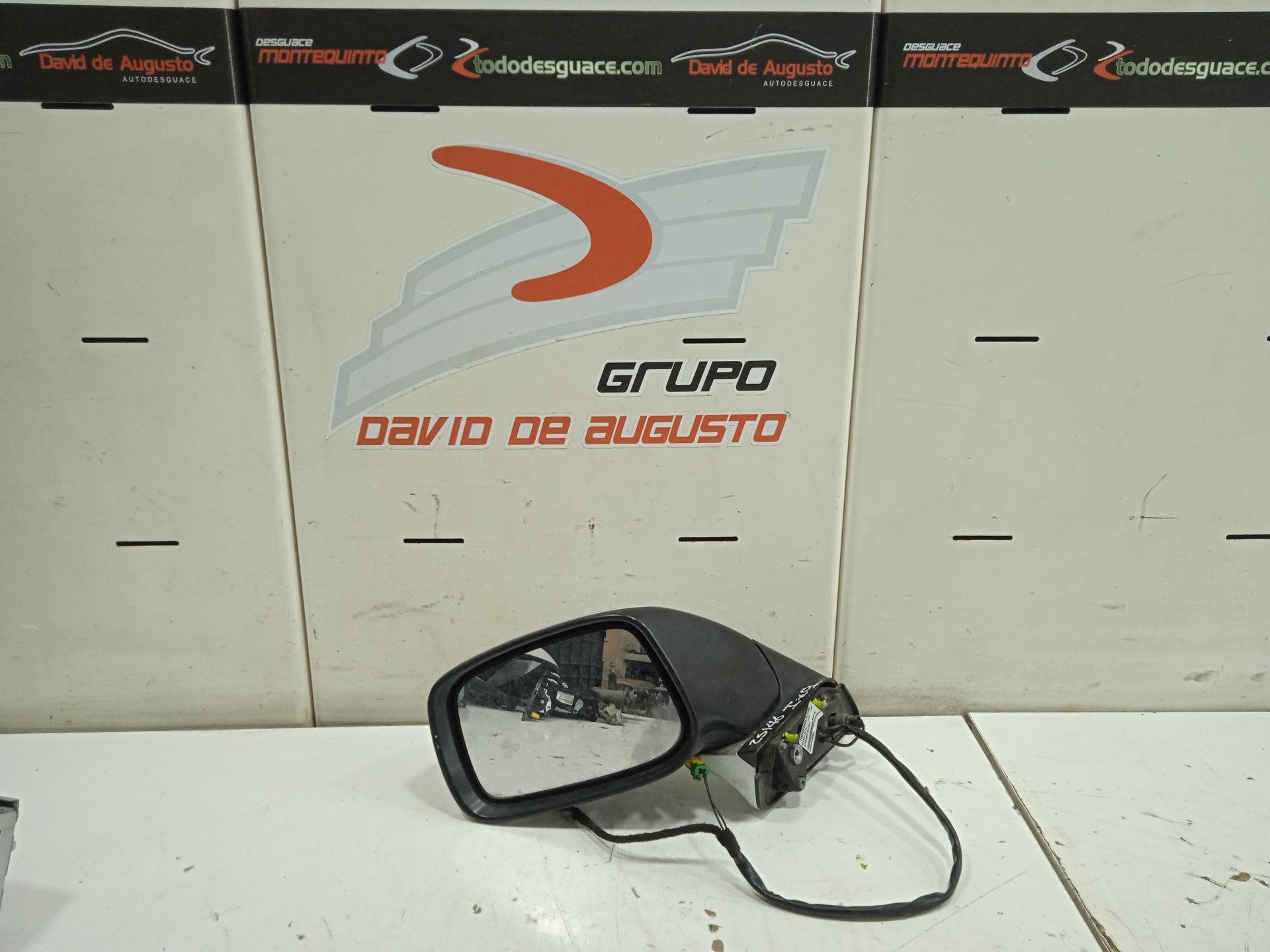 Retrovisor izquierdo peugeot 807 sv