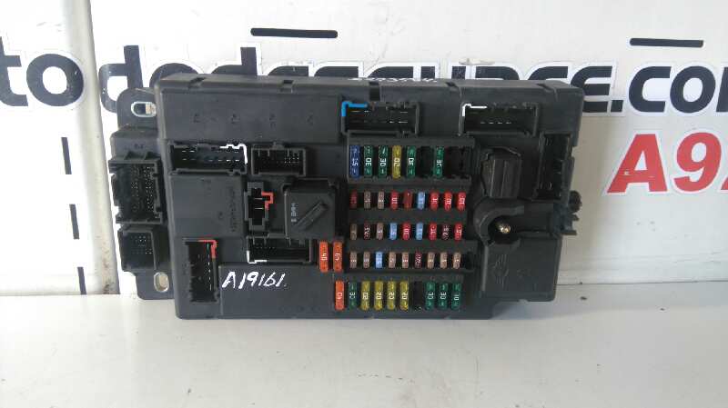 Caja reles / fusibles mini mini (r56) cooper