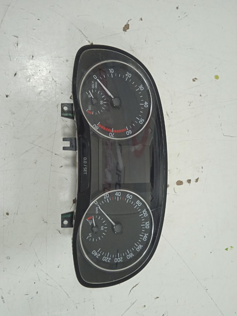 Cuadro instrumentos skoda fabia (nj3) color concept