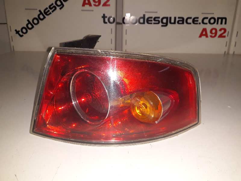 Piloto trasero derecho seat ibiza (6l1) stella