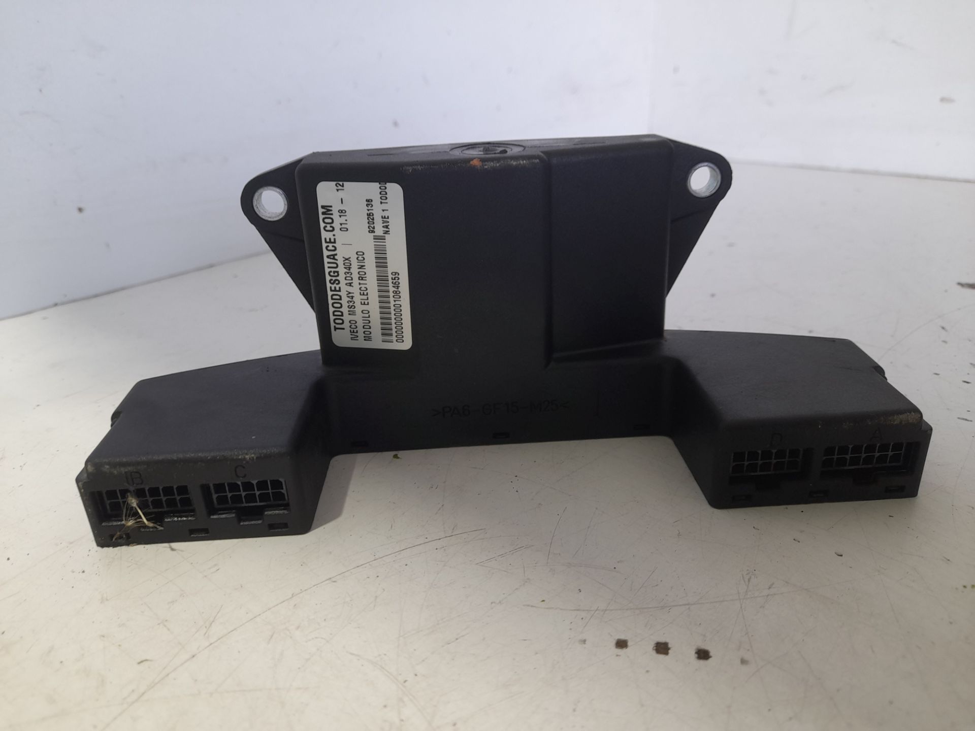 Modulo electronico iveco  no identificado