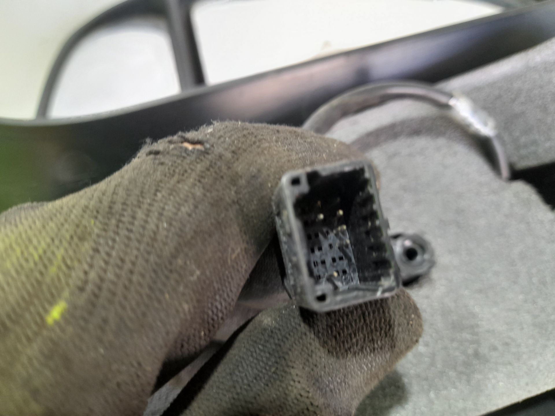Retrovisor izquierdo renault  no identificado