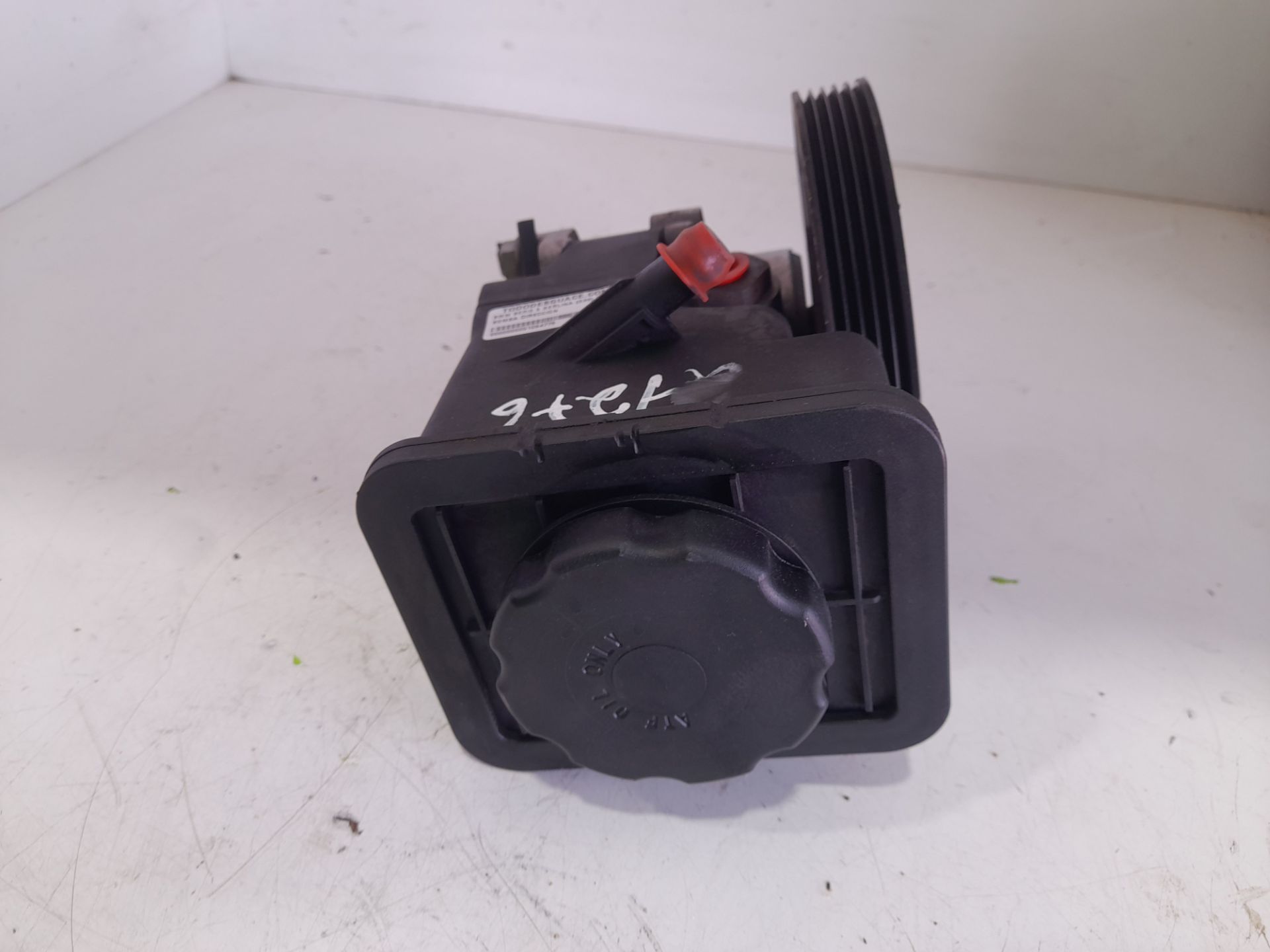 Bomba direccion bmw serie 5 berlina (e39) 520d