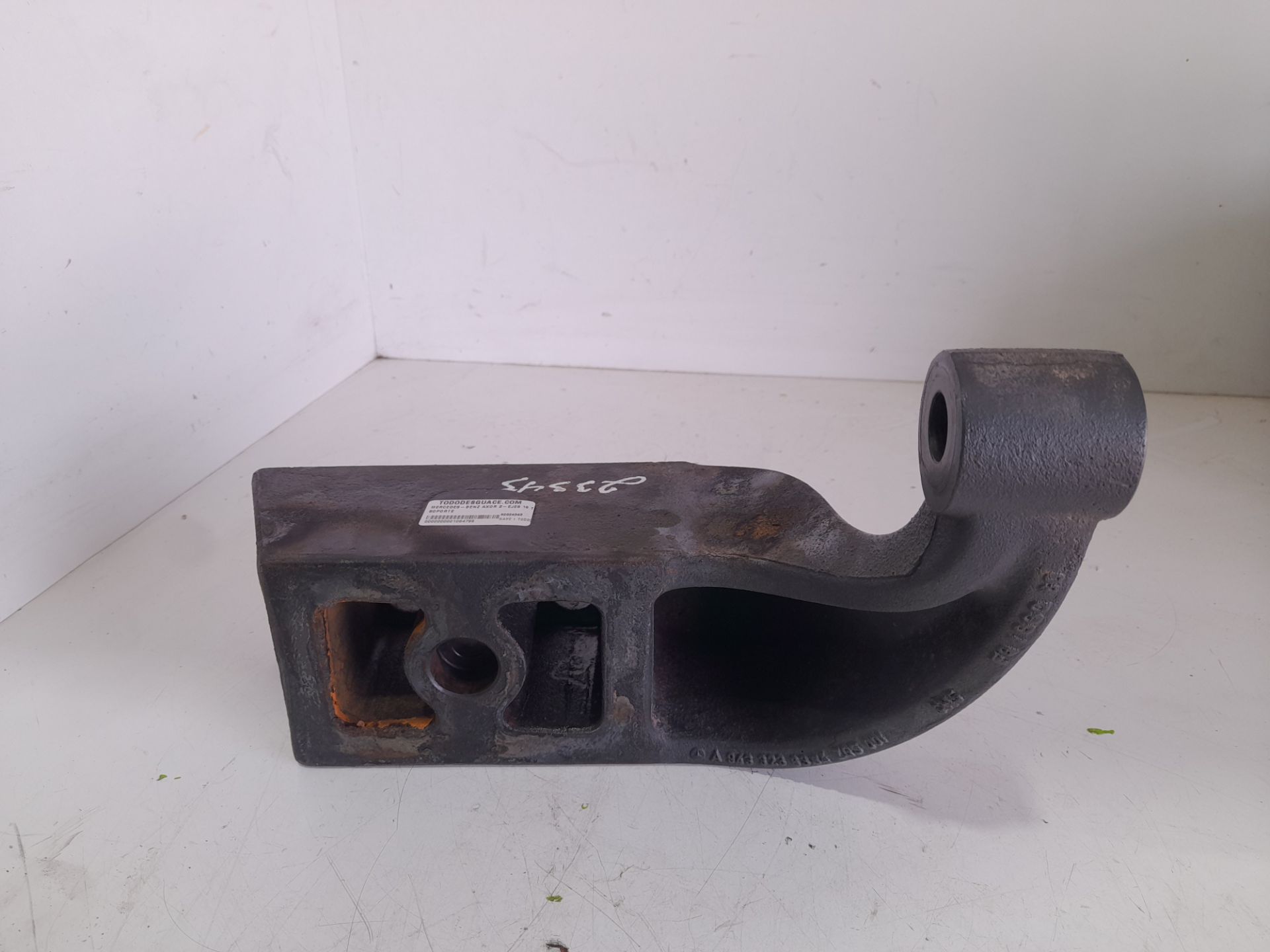 No identificado mercedes-benz axor 2 cr 2-ejes 18 t bm 944 95024 (2004) 1829   4x4      om 906 la s (c