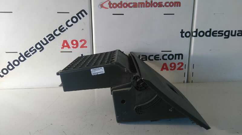 Guantera seat ibiza berlina (6j5) ecomotive
