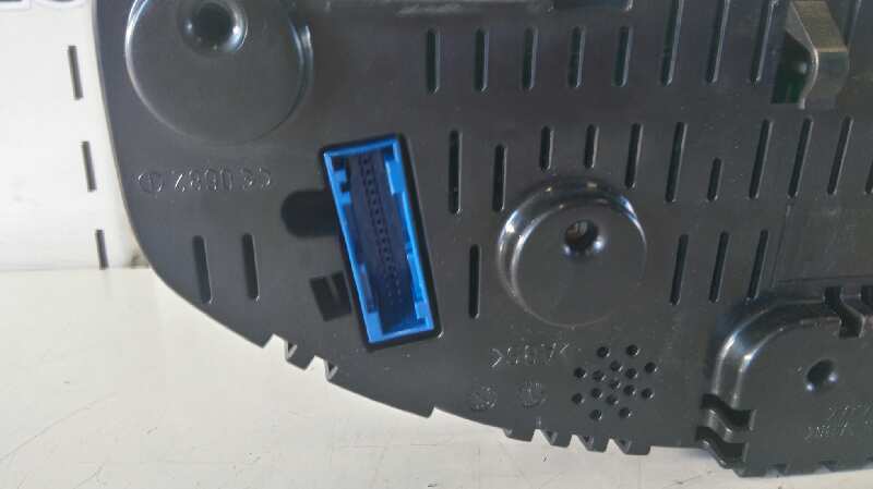 Cuadro instrumentos caja cerrada  techo medio ele