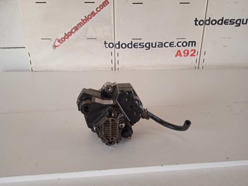 Bomba inyeccion l1h1   caja cerrada   3.3 to