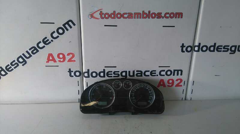Cuadro instrumentos volkswagen passat variant (3b6) v6 tdi comfortline family