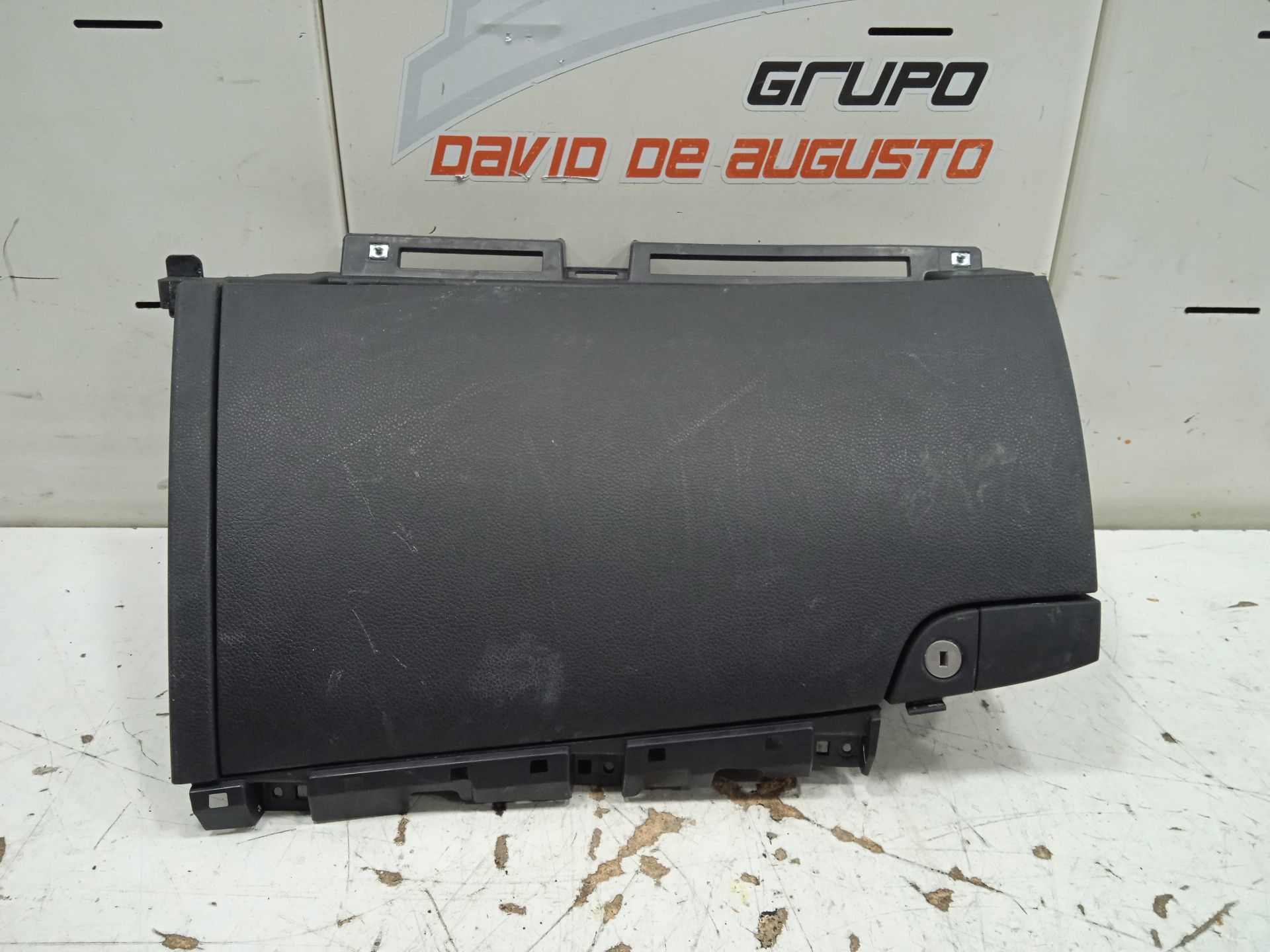 Guantera   no identificado