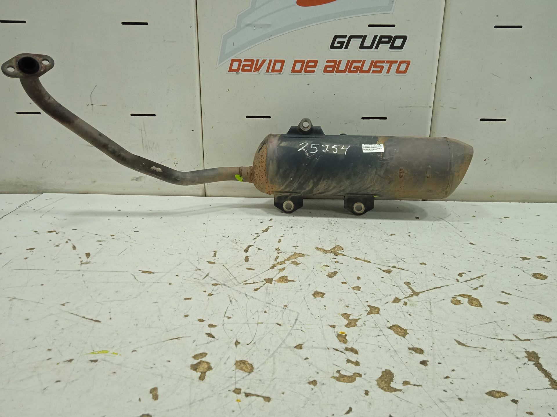 Tubo escape completo honda  no identificado