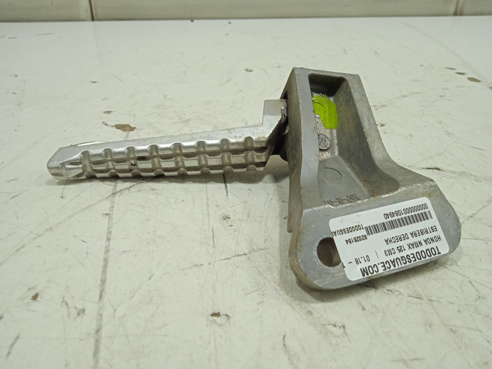 Estribera derecha honda  no identificado
