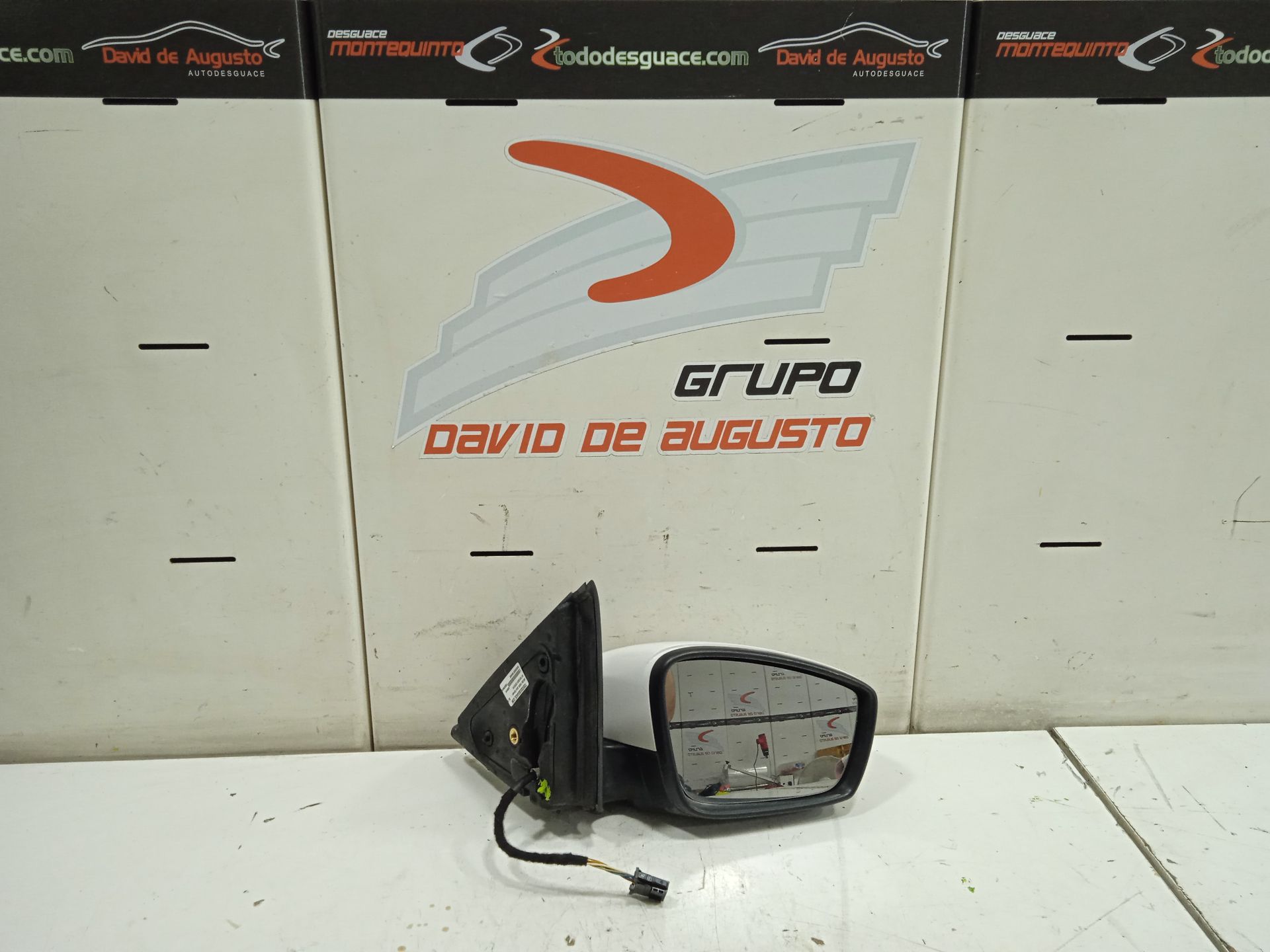 Retrovisor derecho skoda fabia (nj3) color concept