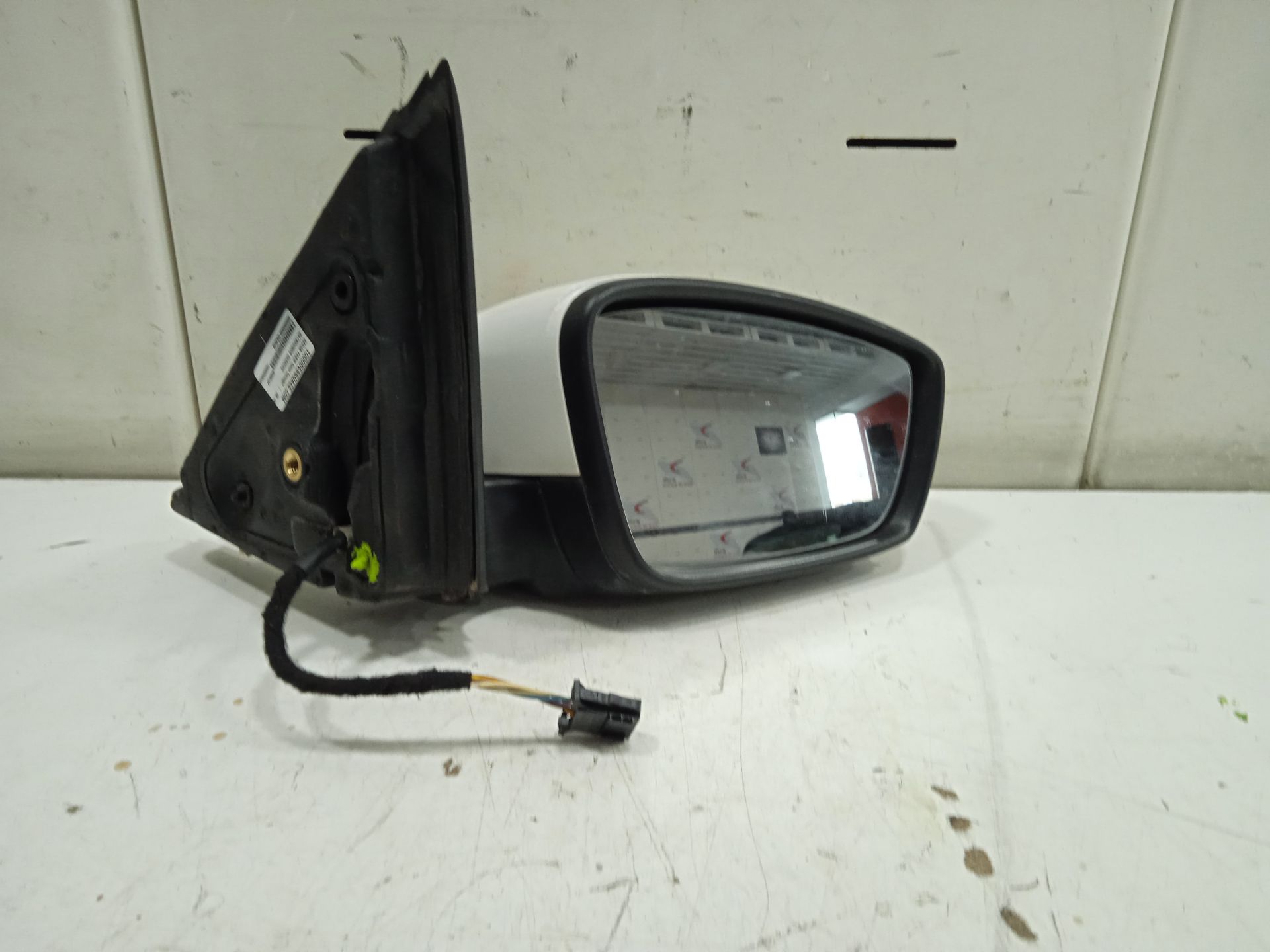 Retrovisor derecho skoda fabia (nj3) color concept