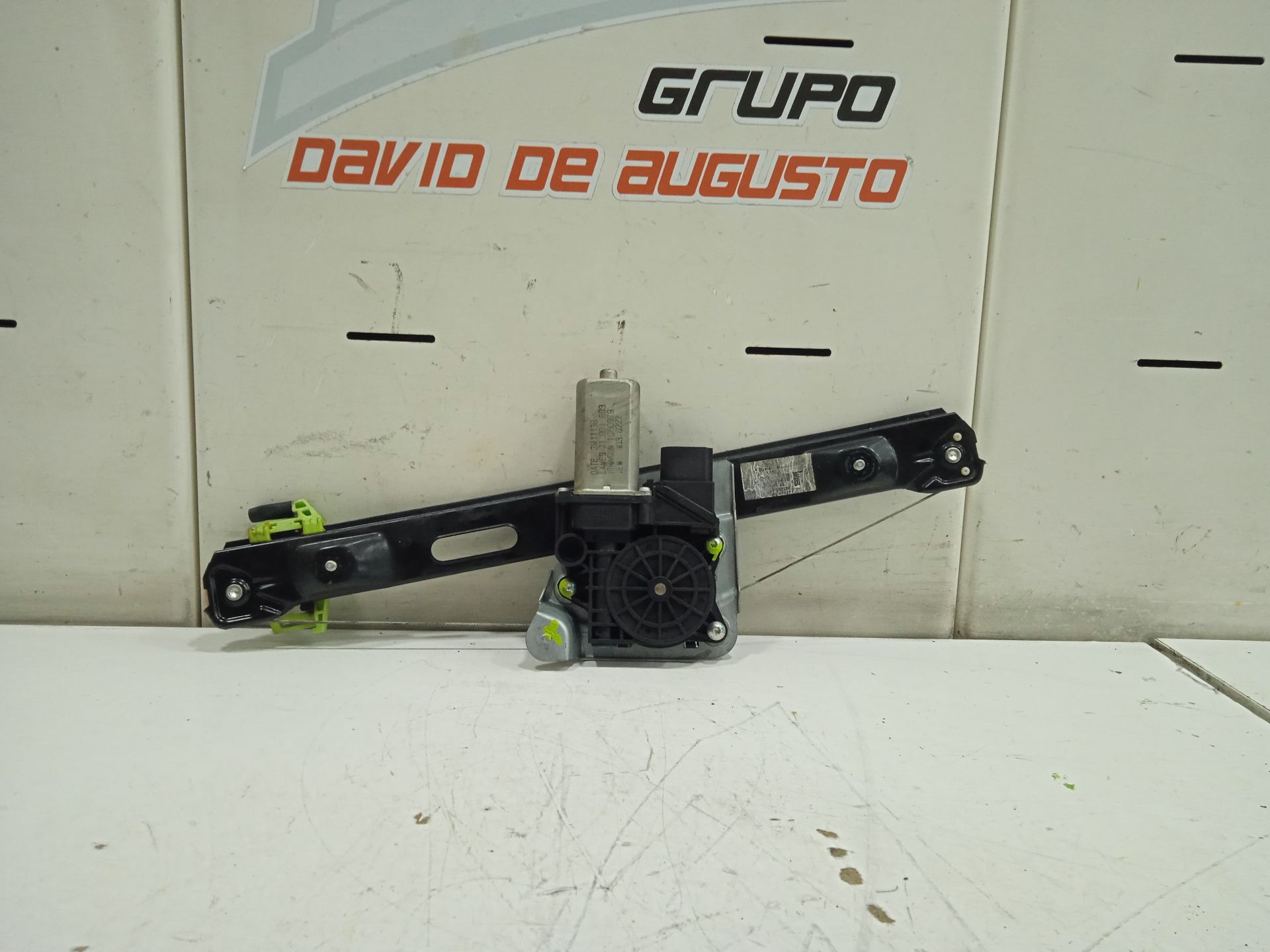 Elevalunas trasero derecho bmw serie 1 berlina (e81e87) 116d