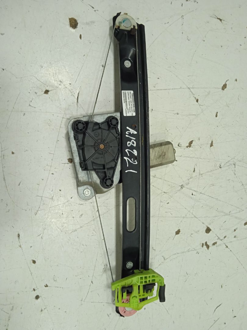 Elevalunas trasero derecho bmw serie 1 berlina (e81e87) 116d